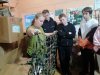 Студенты Кировского ГМУ изготовили полотна для маскировочных сетей в помощь бойцам фото 1